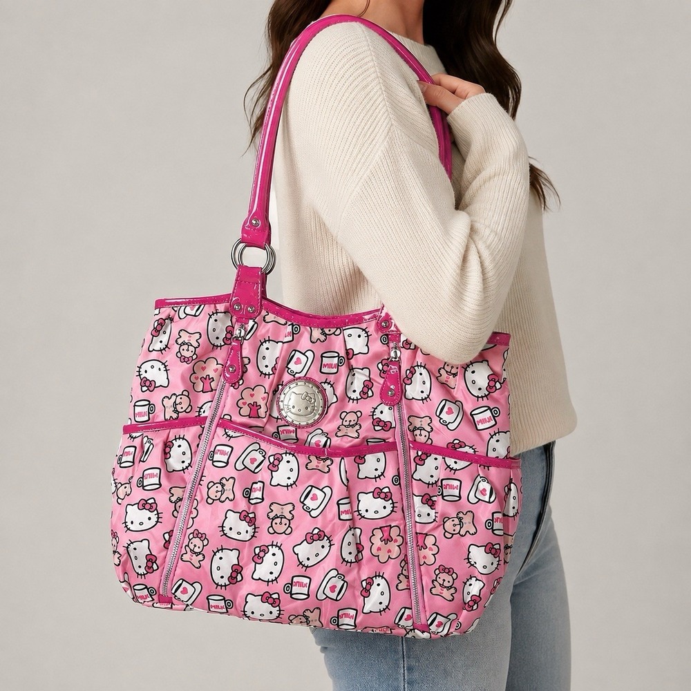 Hello Kitty Sanrio 2013 Pink Diaper Bag Tote Changing Pad Large QHD784